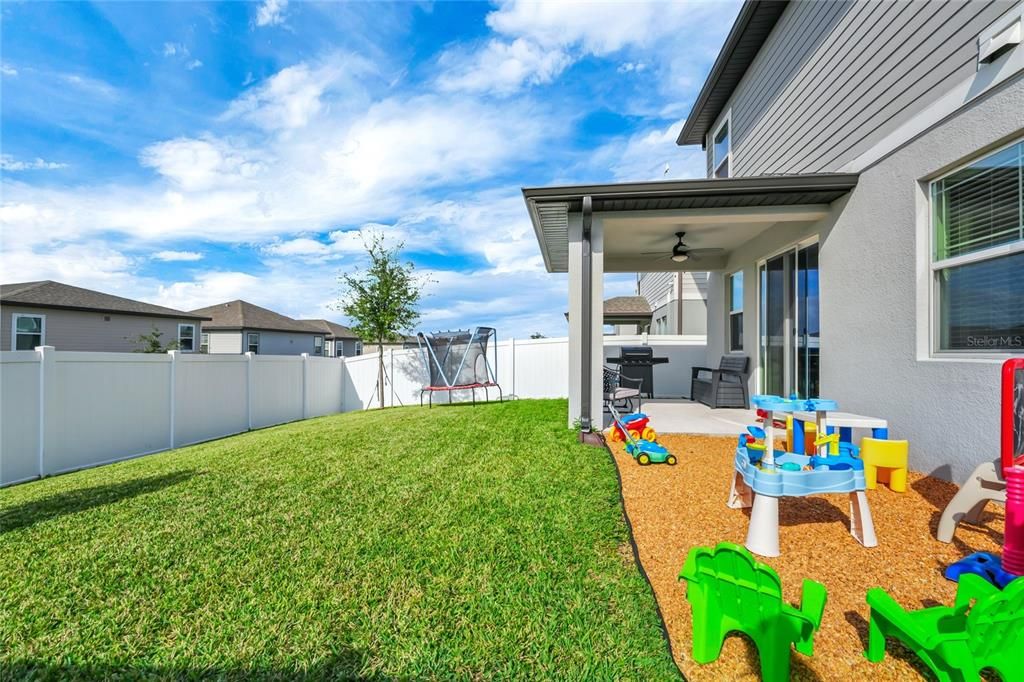 For Sale: $475,000 (4 beds, 2 baths, 2226 Square Feet)