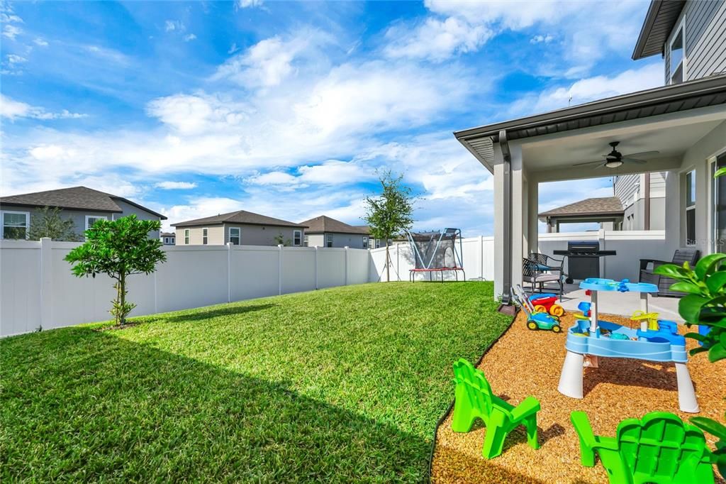 For Sale: $475,000 (4 beds, 2 baths, 2226 Square Feet)