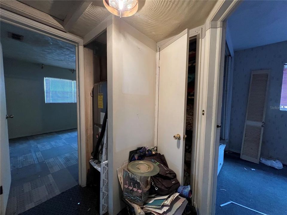 待售: $299,900 (3 贝兹, 2 浴室, 1438 平方英尺)