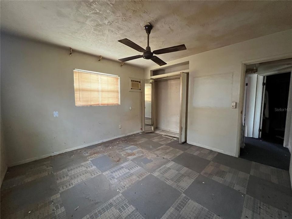 待售: $299,900 (3 贝兹, 2 浴室, 1438 平方英尺)