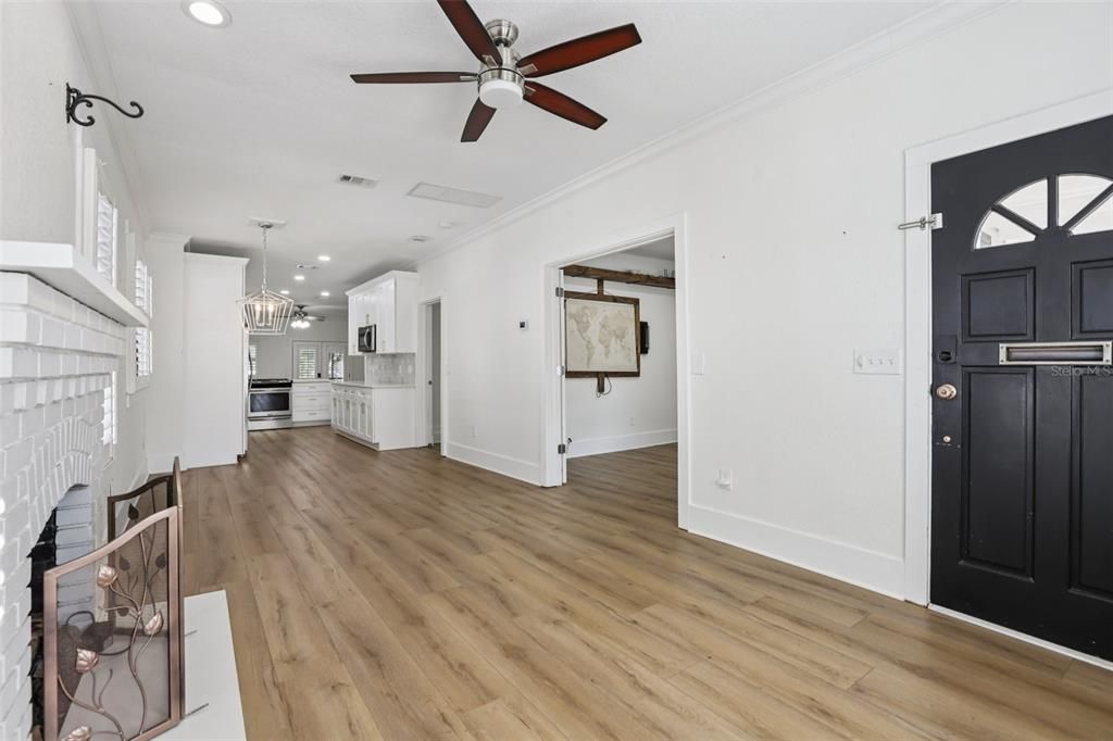 For Sale: $624,900 (3 beds, 2 baths, 1457 Square Feet)