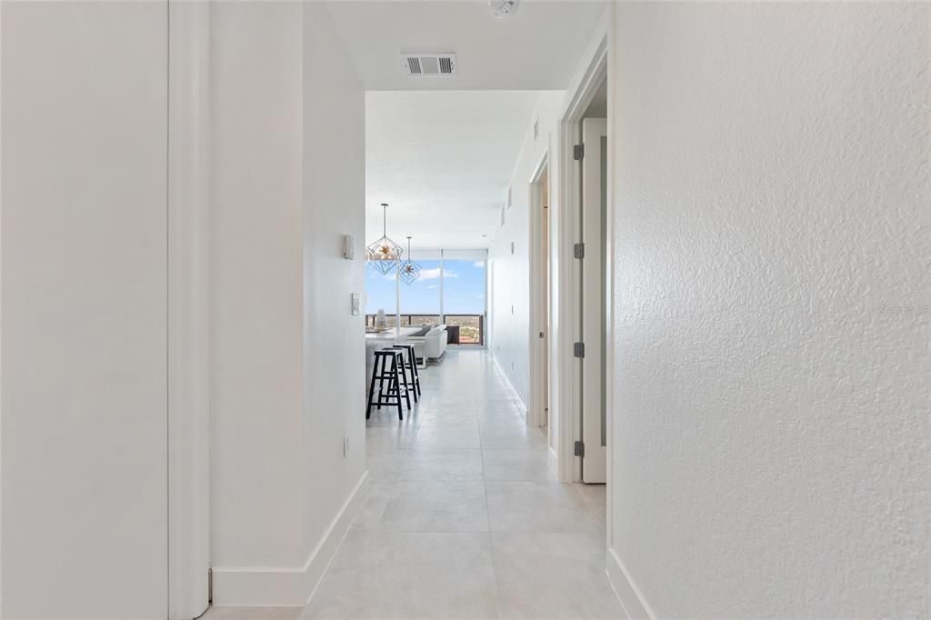 For Rent: $2,950 (1 beds, 1 baths, 891 Square Feet)