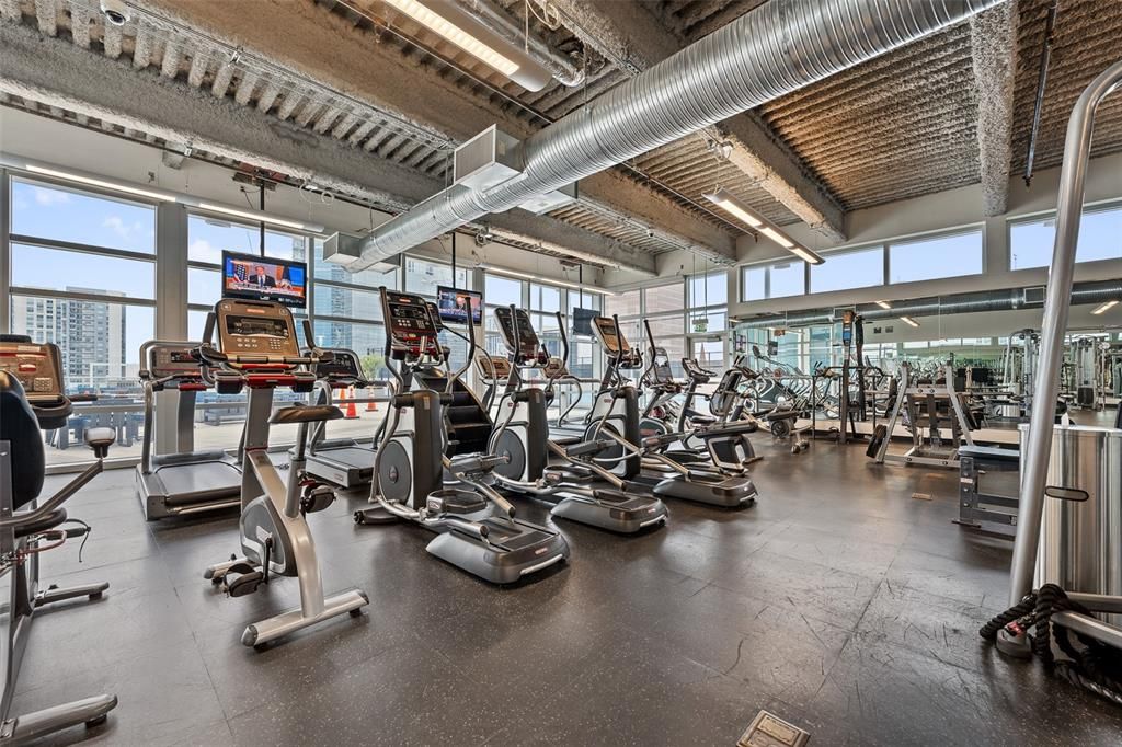 For Rent: $2,950 (1 beds, 1 baths, 891 Square Feet)