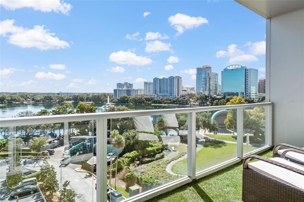 For Rent: $2,950 (1 beds, 1 baths, 891 Square Feet)