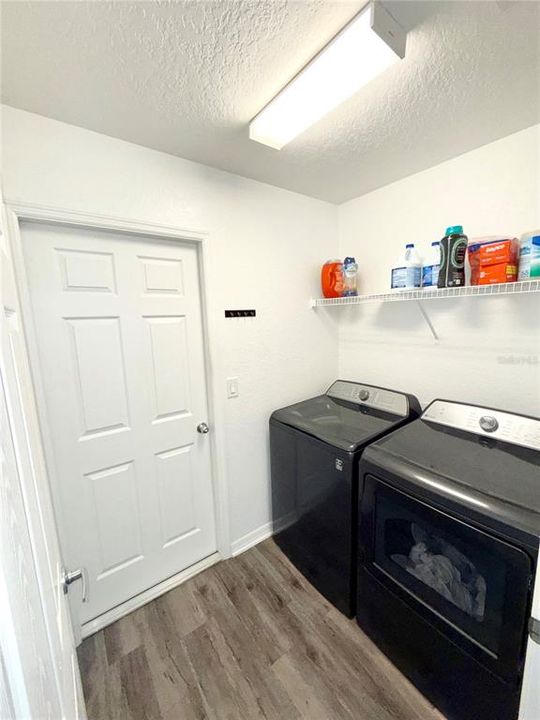 En Venta: $324,900 (3 camas, 2 baños, 1534 Pies cuadrados)