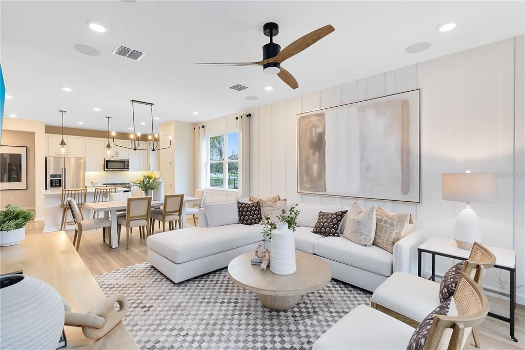 На продажу: $328,200 (2 спален, 2 ванн, 1322 Квадратных фут)