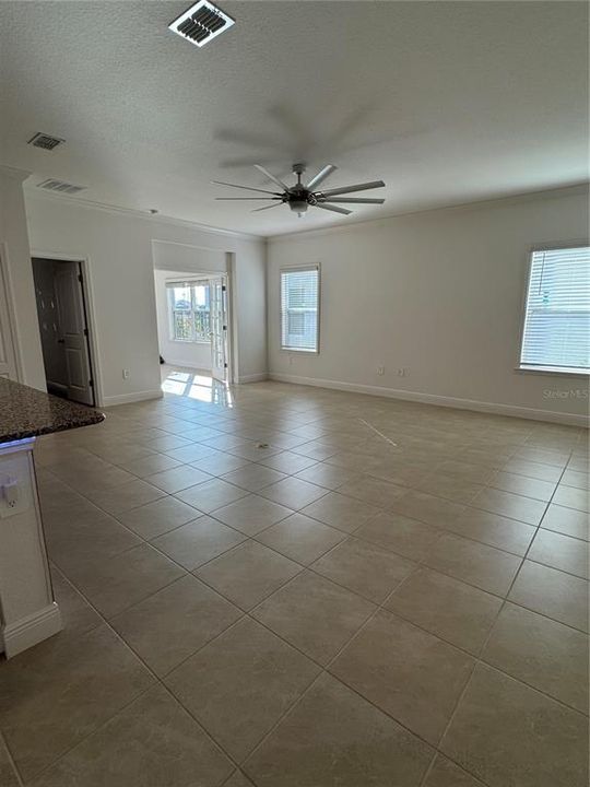 En Renta: $2,800 (3 camas, 2 baños, 1867 Pies cuadrados)