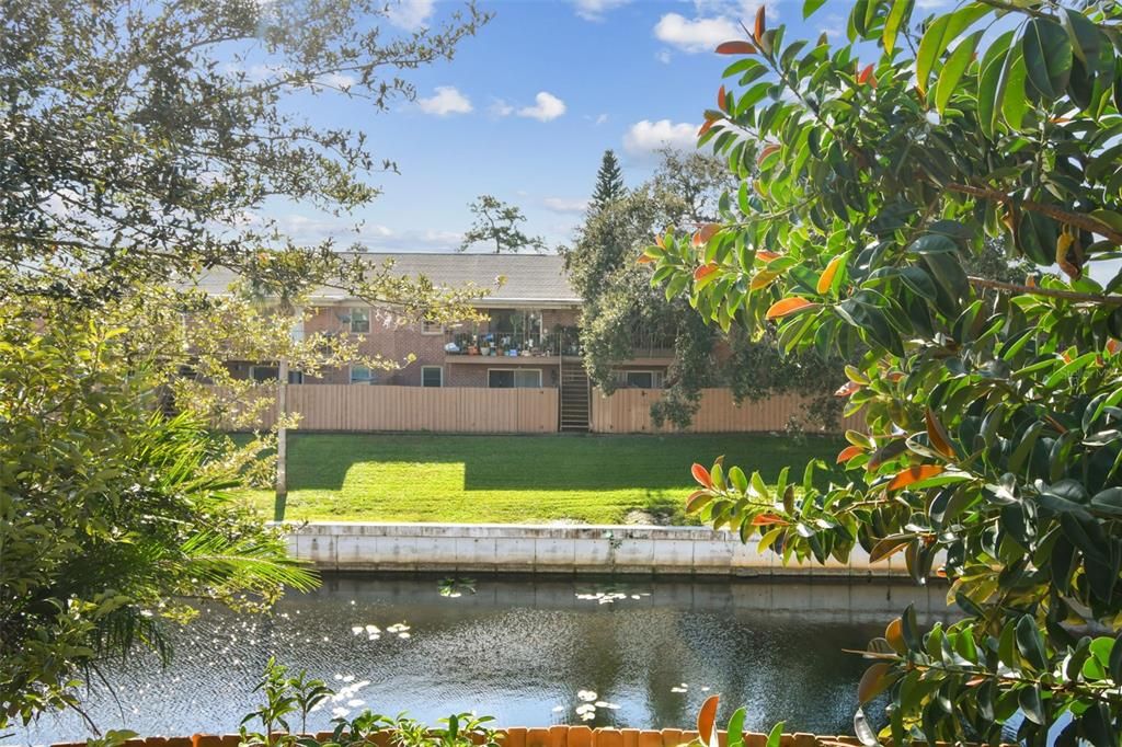 На продажу: $199,000 (2 спален, 2 ванн, 1248 Квадратных фут)