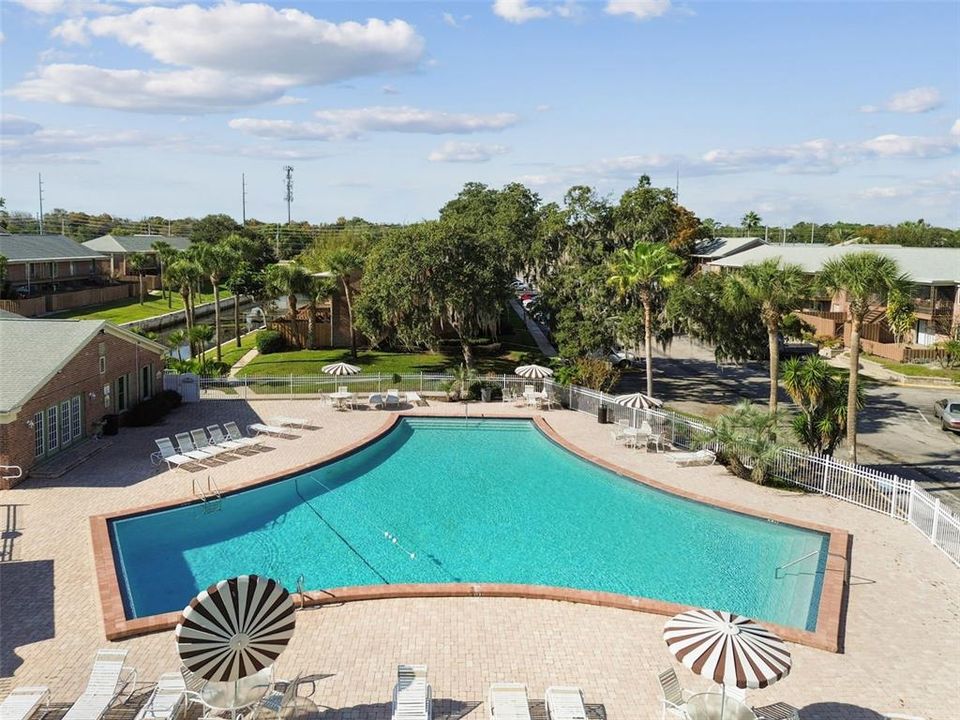 На продажу: $199,000 (2 спален, 2 ванн, 1248 Квадратных фут)