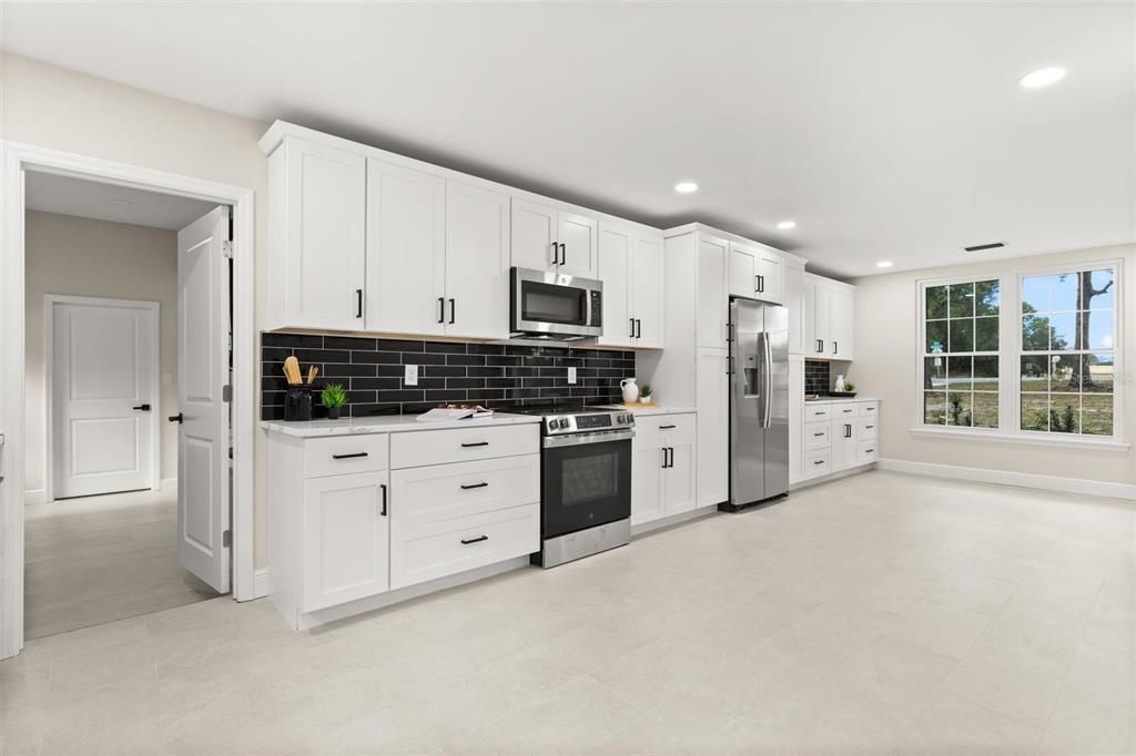 En Venta: $679,900 (4 camas, 2 baños, 2507 Pies cuadrados)