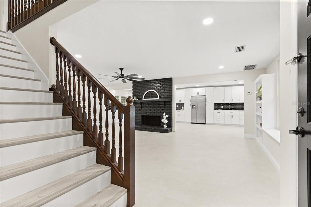 En Venta: $679,900 (4 camas, 2 baños, 2507 Pies cuadrados)