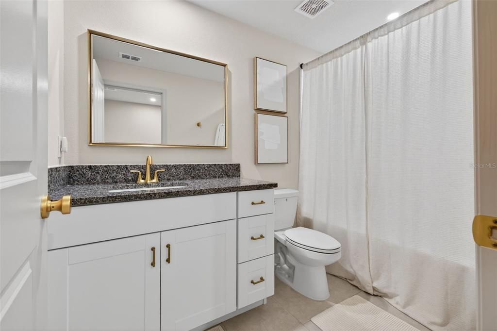 For Rent: $3,350 (4 beds, 3 baths, 2077 Square Feet)