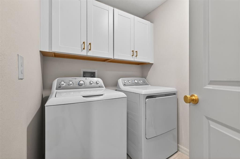 For Rent: $3,350 (4 beds, 3 baths, 2077 Square Feet)