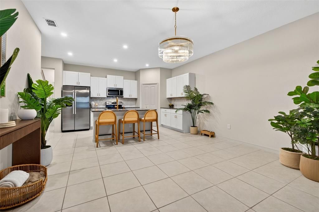 For Rent: $3,350 (4 beds, 3 baths, 2077 Square Feet)