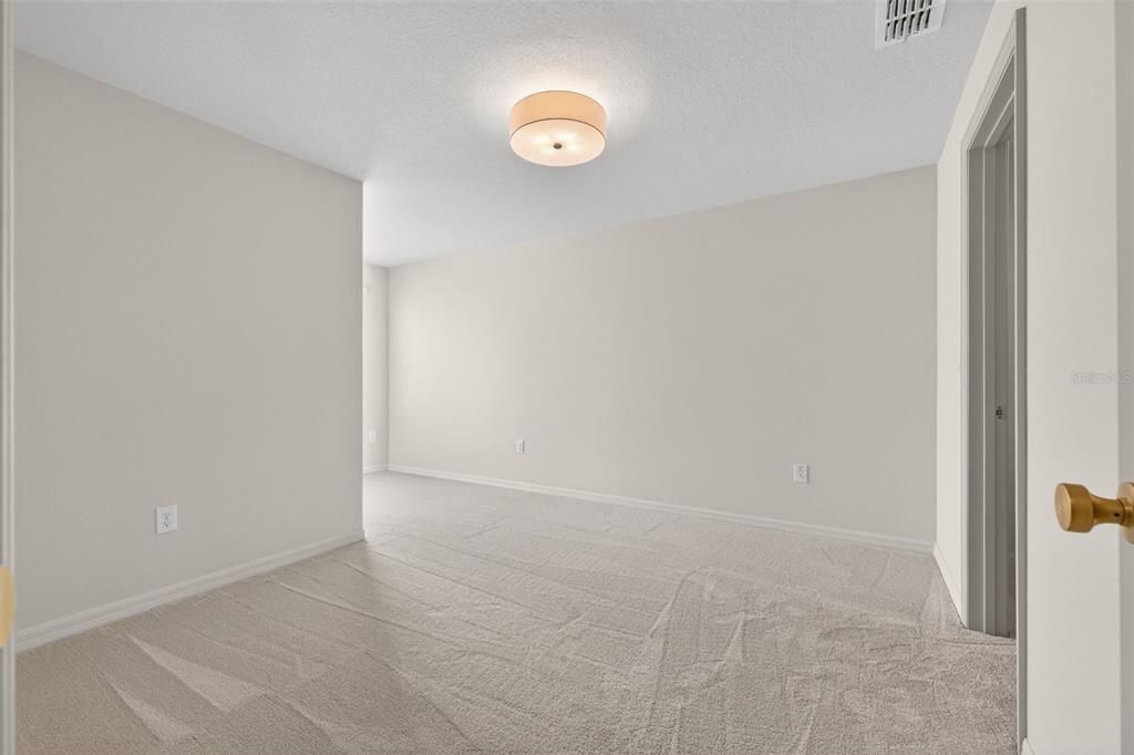 For Rent: $3,350 (4 beds, 3 baths, 2077 Square Feet)