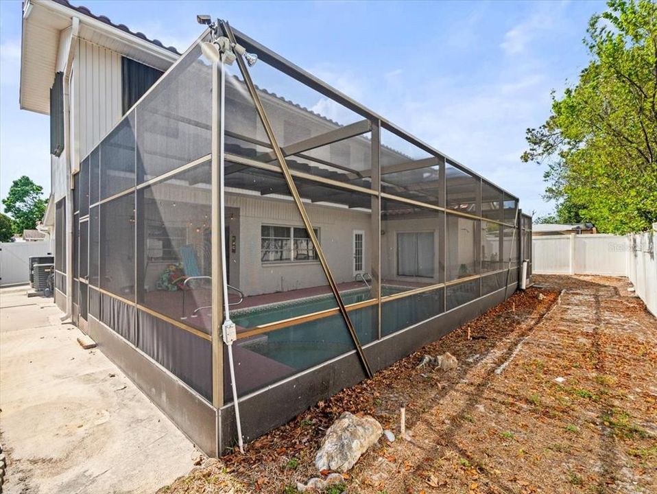 待售: $380,000 (4 贝兹, 3 浴室, 2095 平方英尺)