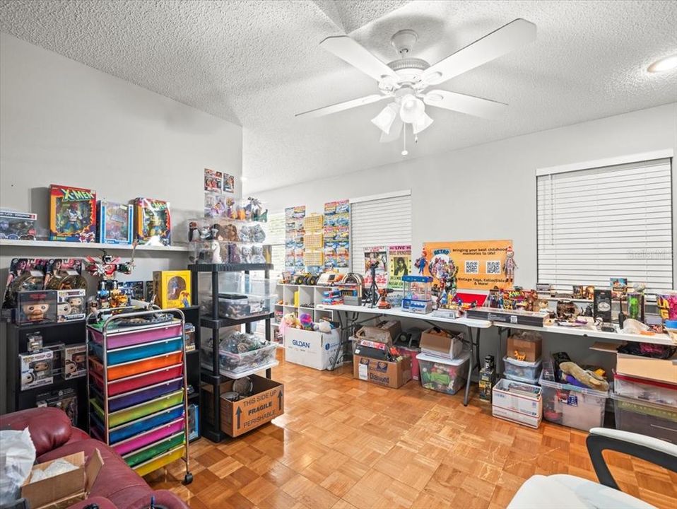 待售: $380,000 (4 贝兹, 3 浴室, 2095 平方英尺)