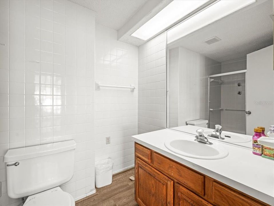 待售: $380,000 (4 贝兹, 3 浴室, 2095 平方英尺)