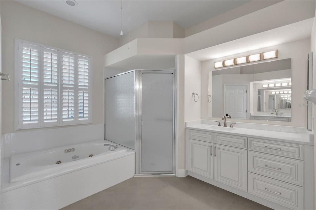 En Renta: $4,000 (5 camas, 3 baños, 2630 Pies cuadrados)