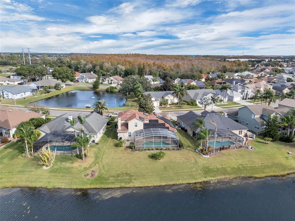 En Renta: $4,000 (5 camas, 3 baños, 2630 Pies cuadrados)