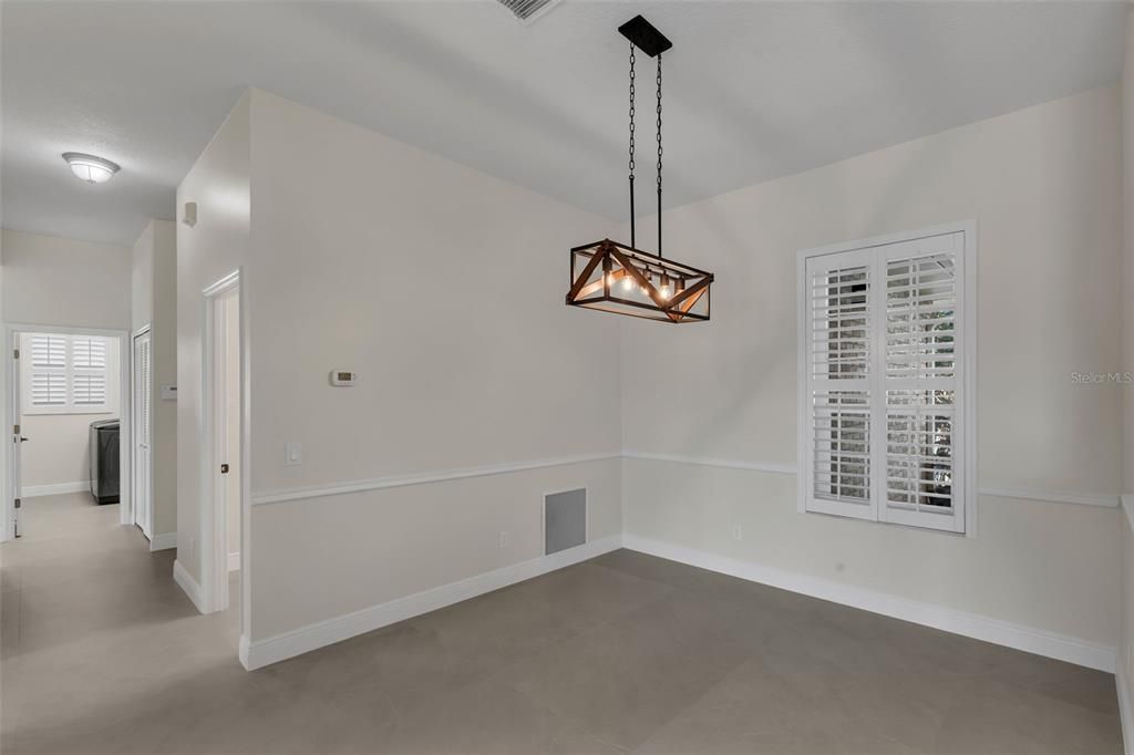 En Renta: $4,000 (5 camas, 3 baños, 2630 Pies cuadrados)