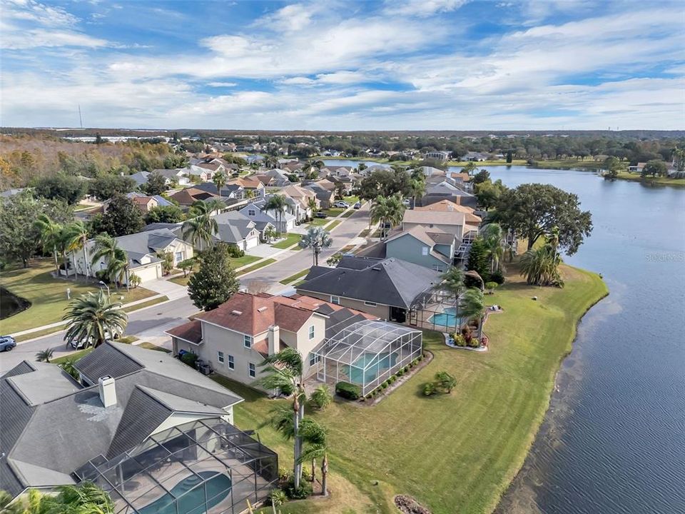 En Renta: $4,000 (5 camas, 3 baños, 2630 Pies cuadrados)