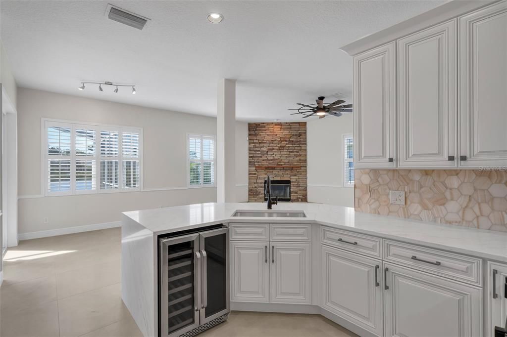 En Renta: $4,000 (5 camas, 3 baños, 2630 Pies cuadrados)