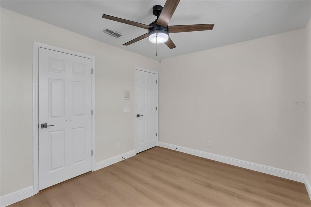 En Renta: $4,000 (5 camas, 3 baños, 2630 Pies cuadrados)