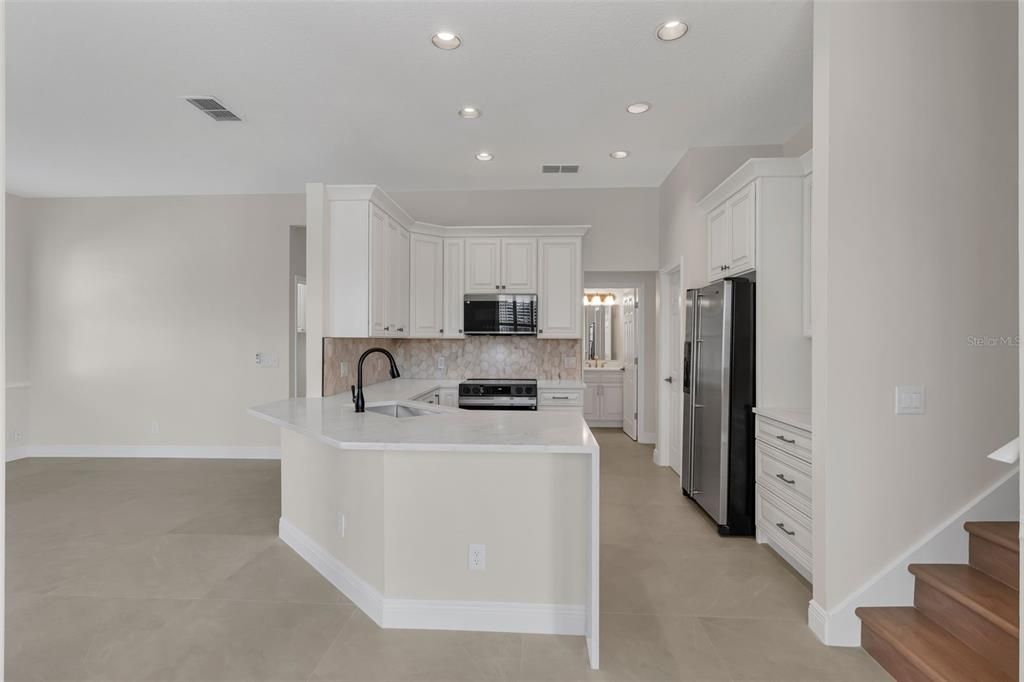 En Renta: $4,000 (5 camas, 3 baños, 2630 Pies cuadrados)