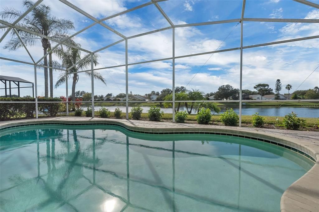 En Renta: $4,000 (5 camas, 3 baños, 2630 Pies cuadrados)