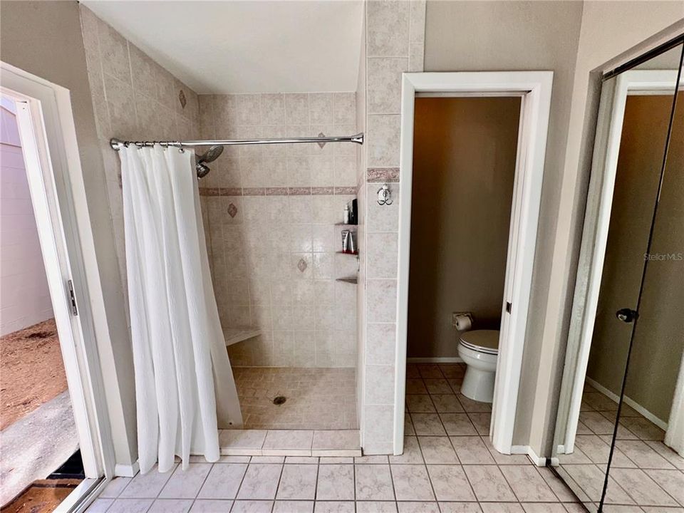 待售: $650,000 (3 贝兹, 2 浴室, 1558 平方英尺)