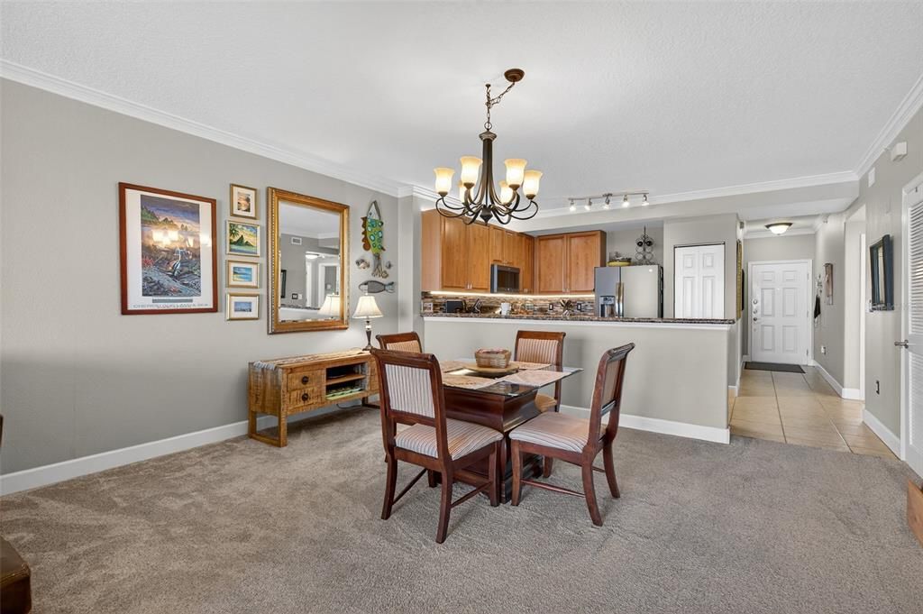 На продажу: $589,900 (2 спален, 2 ванн, 1455 Квадратных фут)