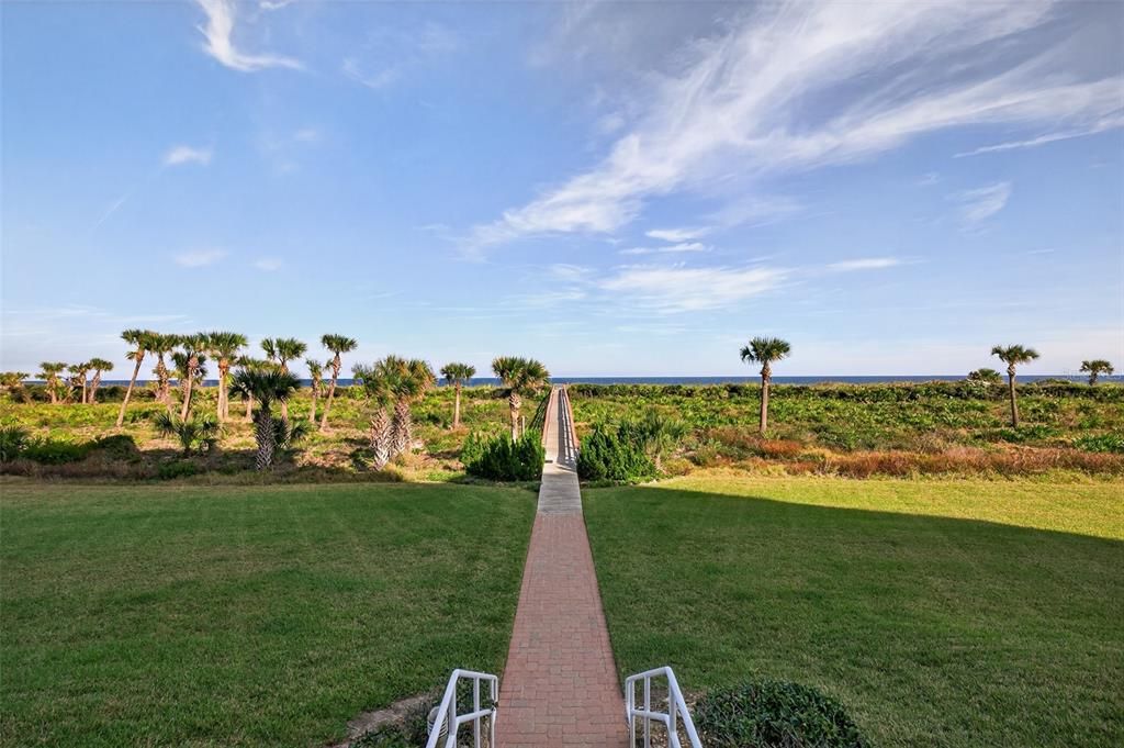 На продажу: $589,900 (2 спален, 2 ванн, 1455 Квадратных фут)