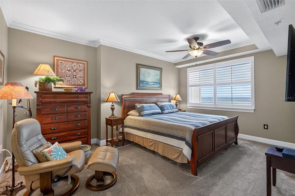 На продажу: $589,900 (2 спален, 2 ванн, 1455 Квадратных фут)