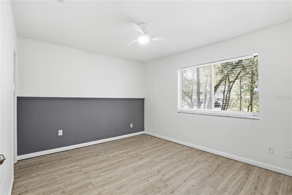 待售: $164,900 (2 贝兹, 2 浴室, 1168 平方英尺)