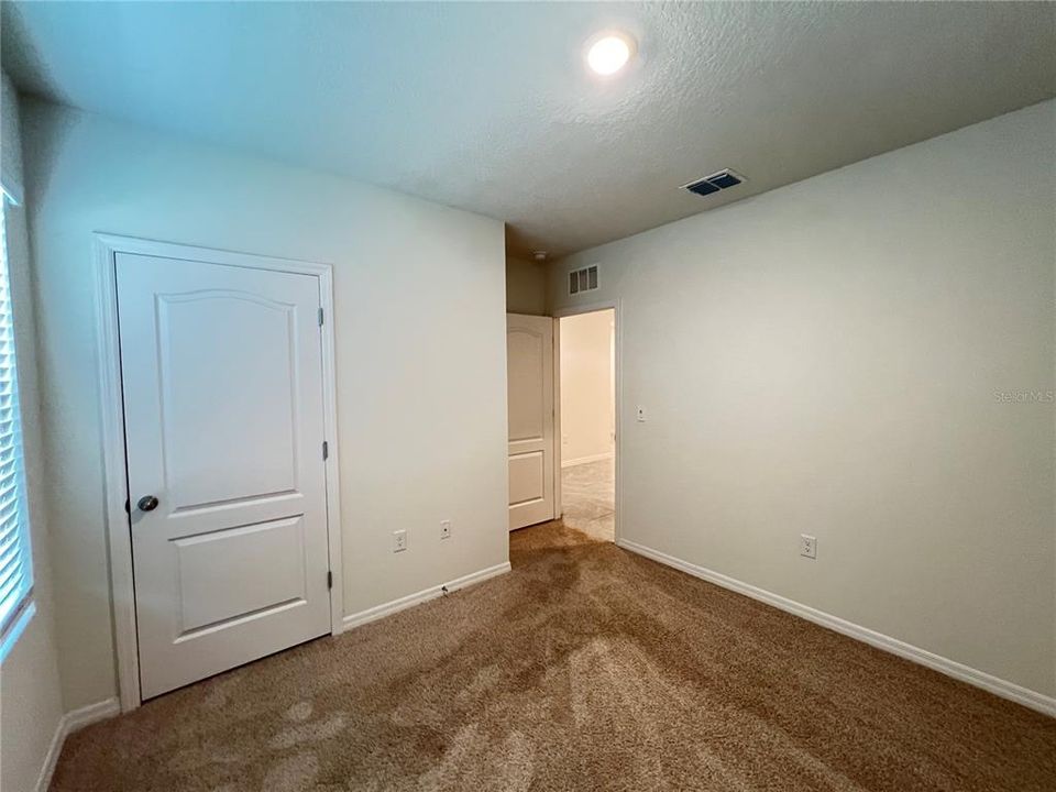 For Rent: $2,249 (4 beds, 2 baths, 1841 Square Feet)