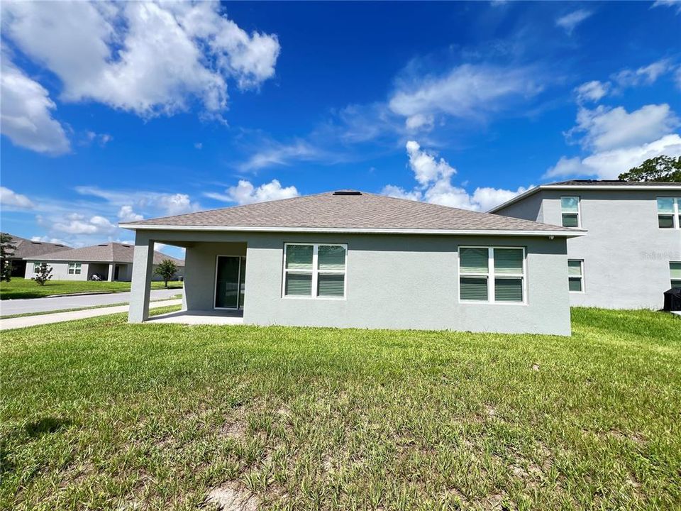 For Rent: $2,249 (4 beds, 2 baths, 1841 Square Feet)