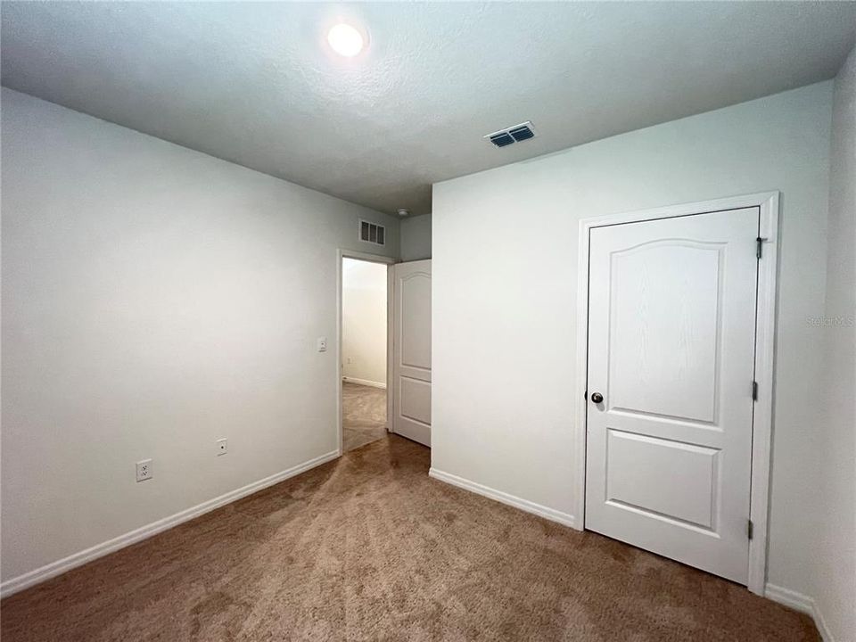 For Rent: $2,249 (4 beds, 2 baths, 1841 Square Feet)