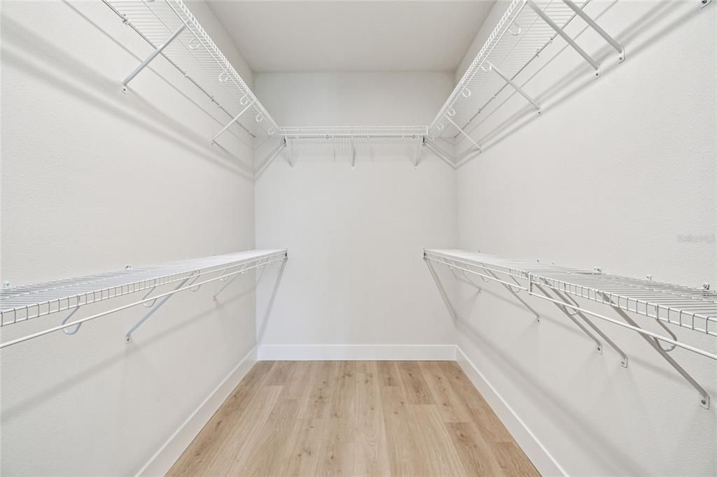 На продажу: $734,990 (2 спален, 3 ванн, 2332 Квадратных фут)