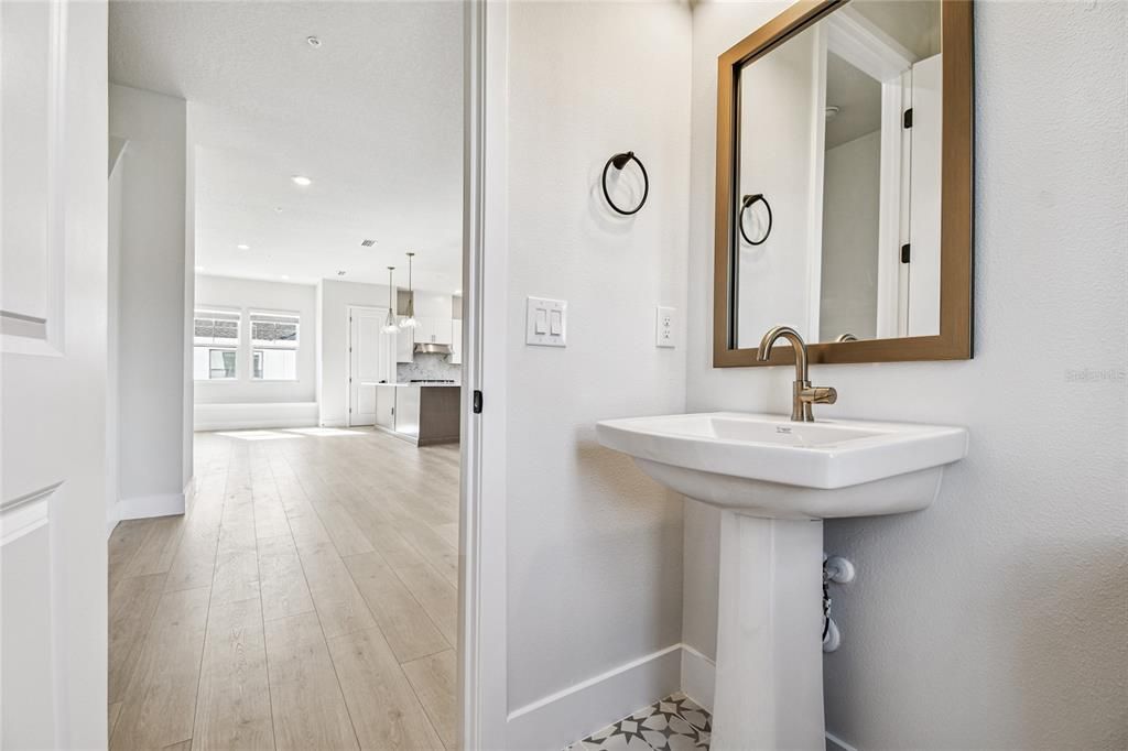 На продажу: $734,990 (2 спален, 3 ванн, 2332 Квадратных фут)