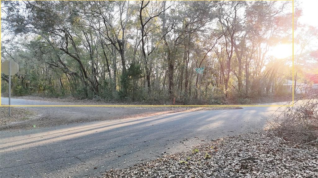 На продажу: $49,000 (0.45 acres)