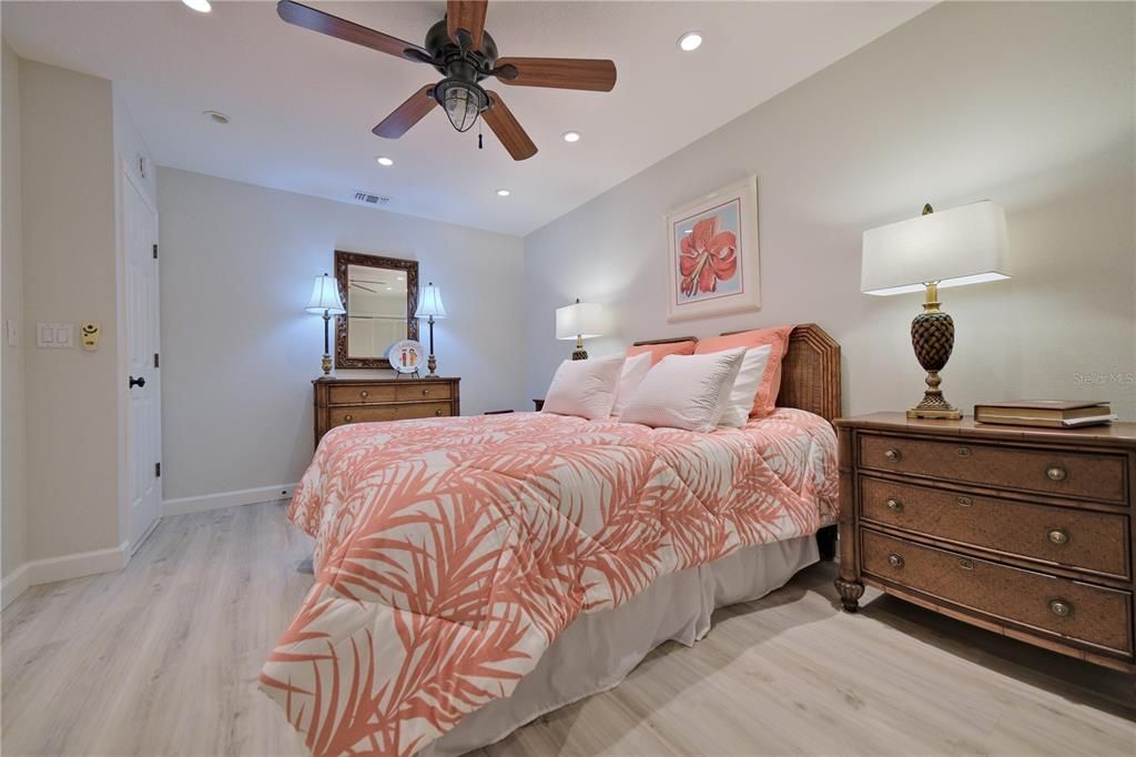 For Sale: $489,000 (3 beds, 2 baths, 2202 Square Feet)