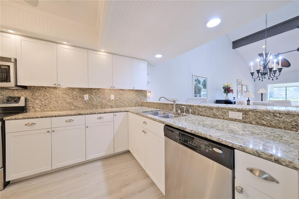 For Sale: $489,000 (3 beds, 2 baths, 2202 Square Feet)