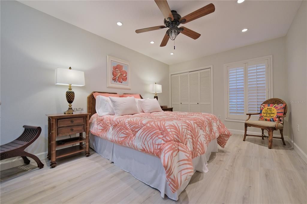 For Sale: $489,000 (3 beds, 2 baths, 2202 Square Feet)