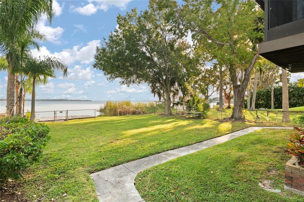 En Venta: $575,000 (4 camas, 4 baños, 3453 Pies cuadrados)