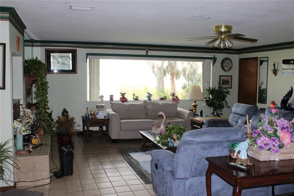 En Venta: $575,000 (4 camas, 4 baños, 3453 Pies cuadrados)