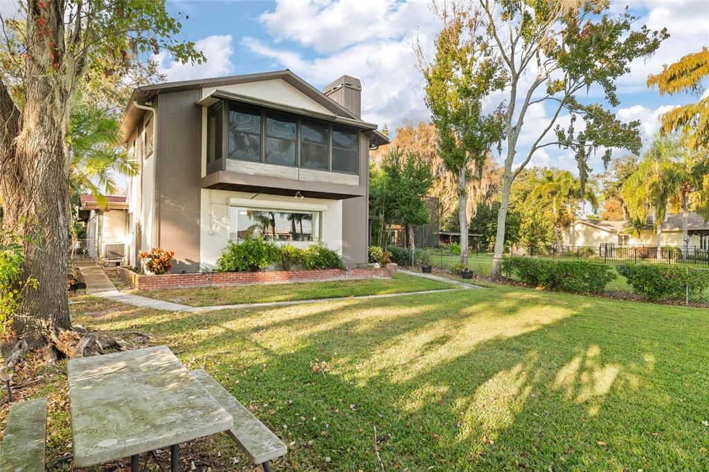 En Venta: $575,000 (4 camas, 4 baños, 3453 Pies cuadrados)