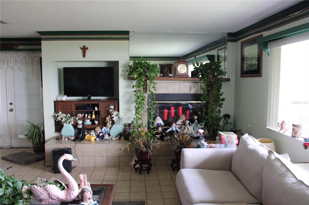 En Venta: $575,000 (4 camas, 4 baños, 3453 Pies cuadrados)