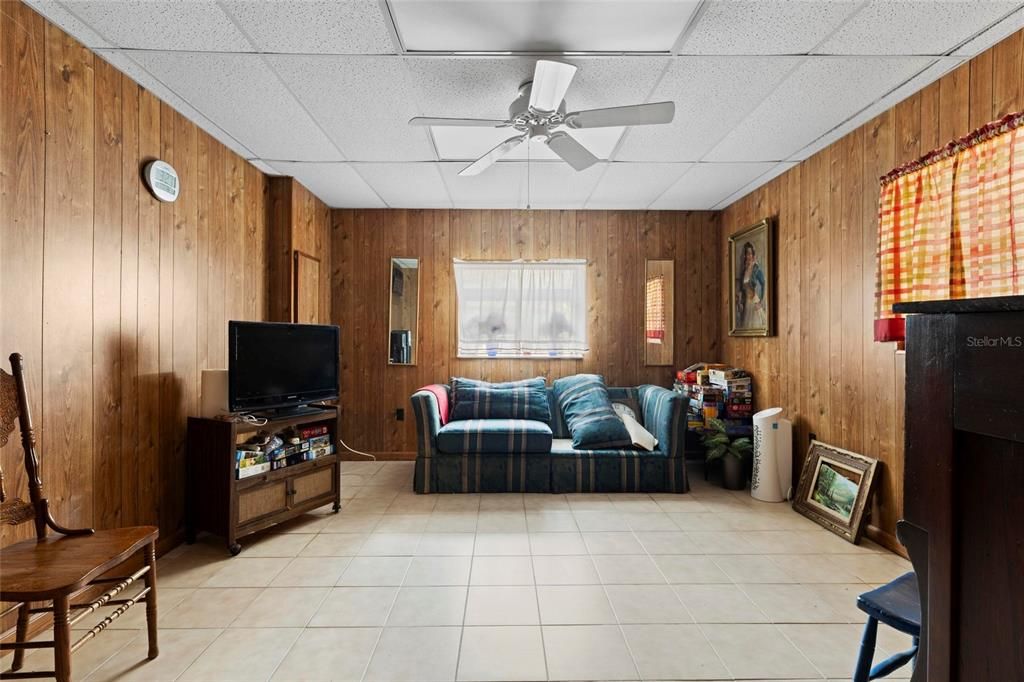 En Venta: $575,000 (4 camas, 4 baños, 3453 Pies cuadrados)