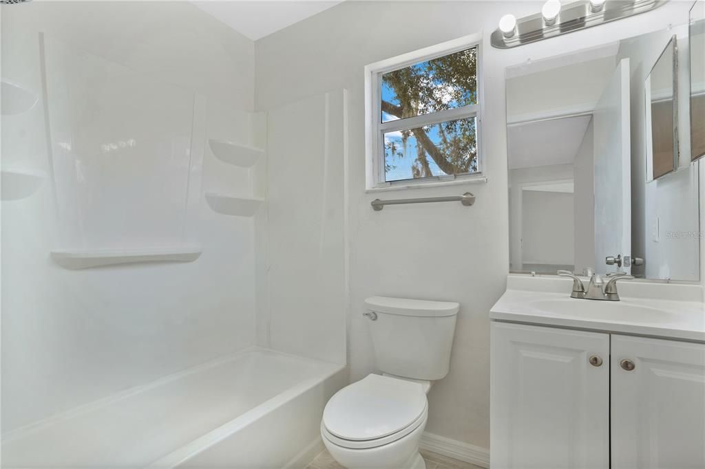 В аренду: $1,695 (3 спален, 2 ванн, 1152 Квадратных фут)